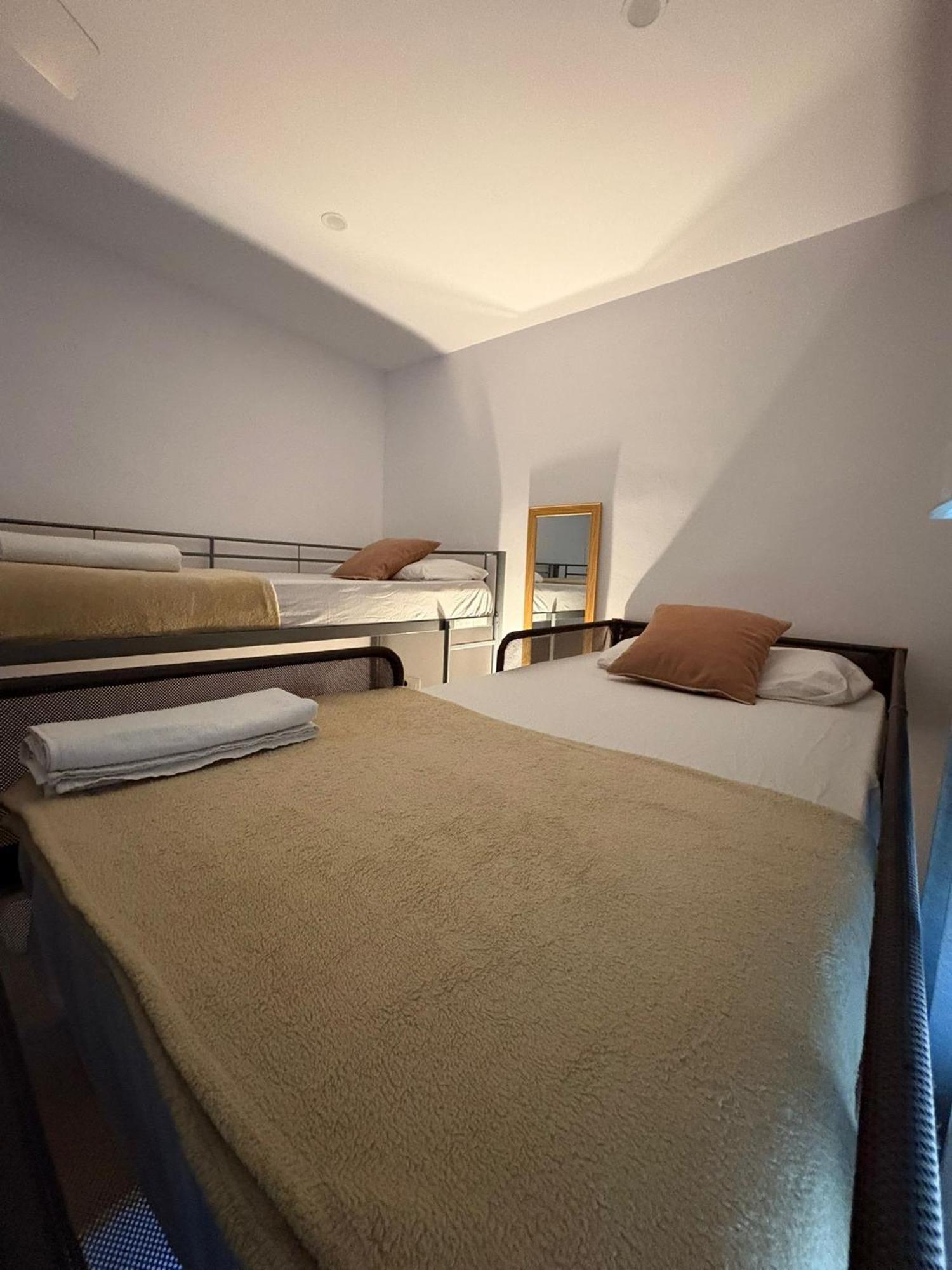 Habitaciones En Barcelona Exterior photo